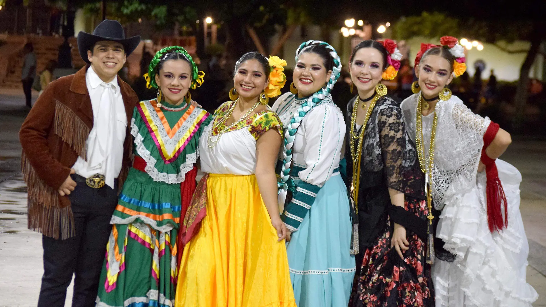 Asociacion-Folklorica-Pitic-danza 7